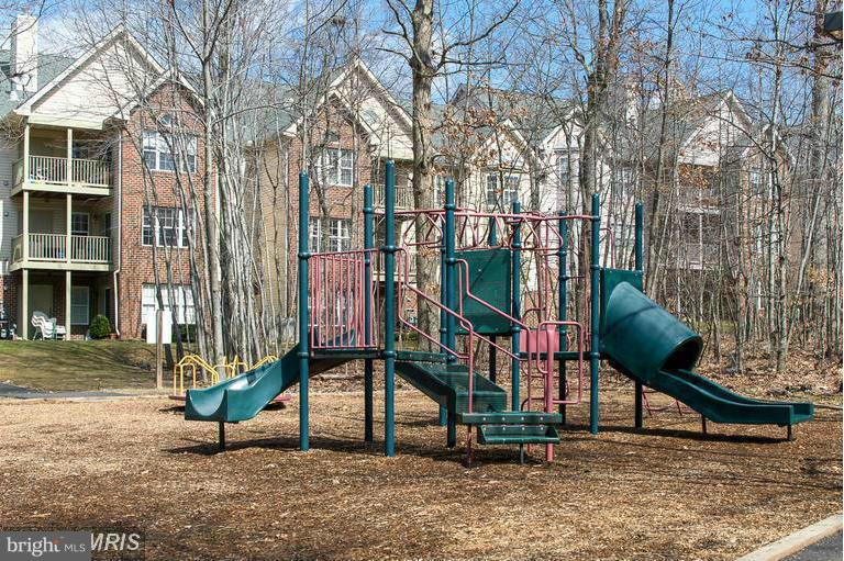 FAIRMONT - Residential