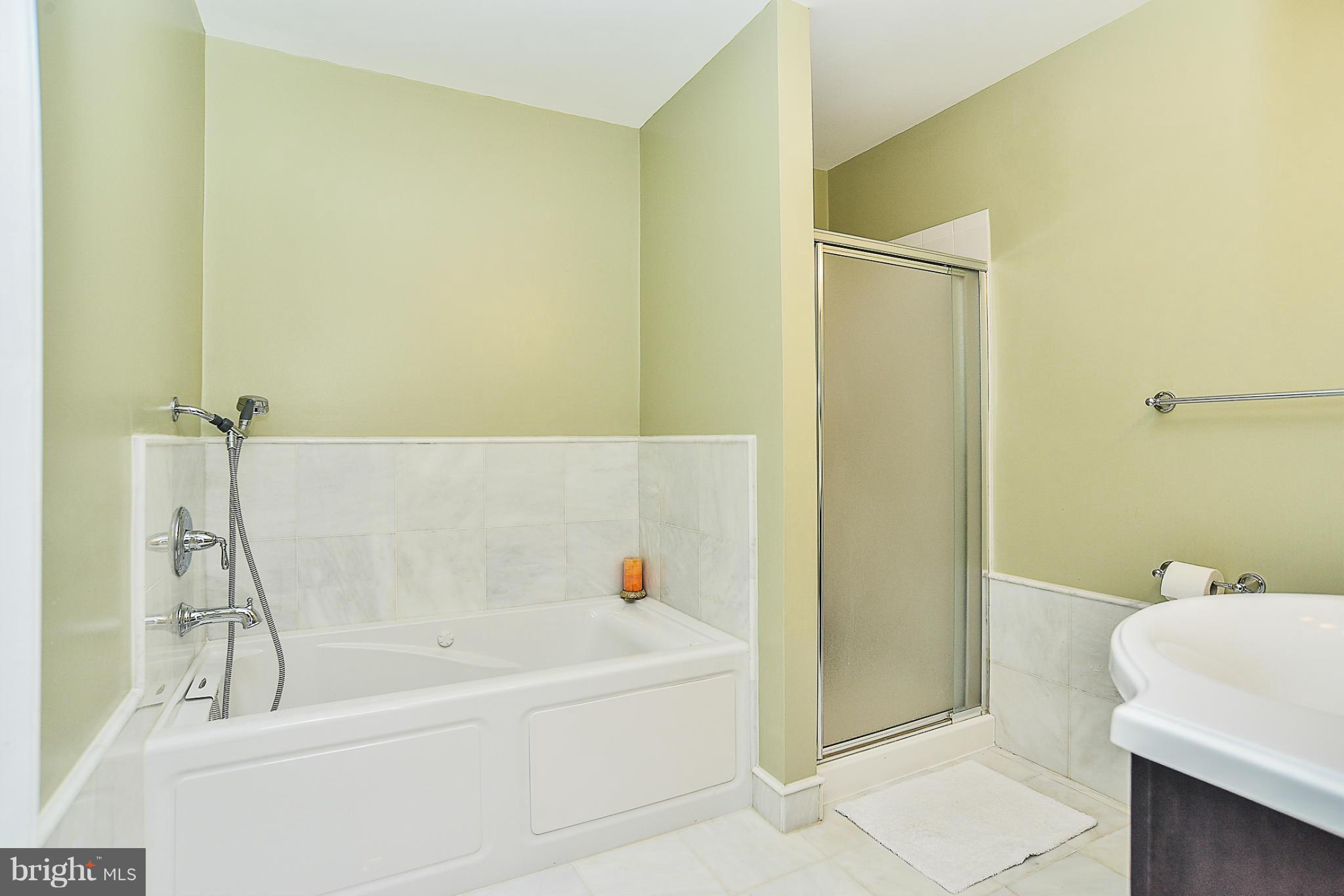 FAIRMONT - Residential