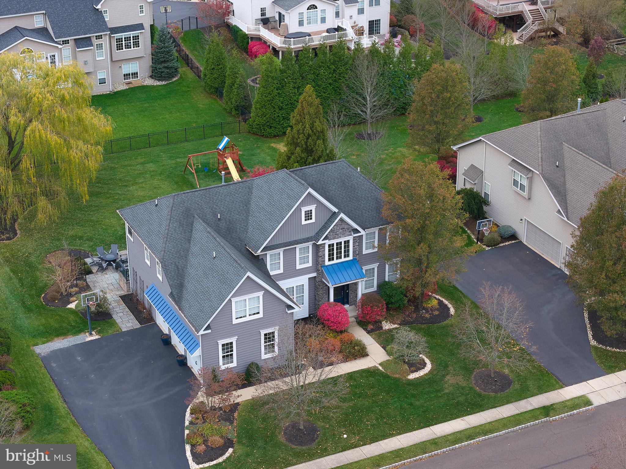 DEVONSHIRE ESTATES - Residential