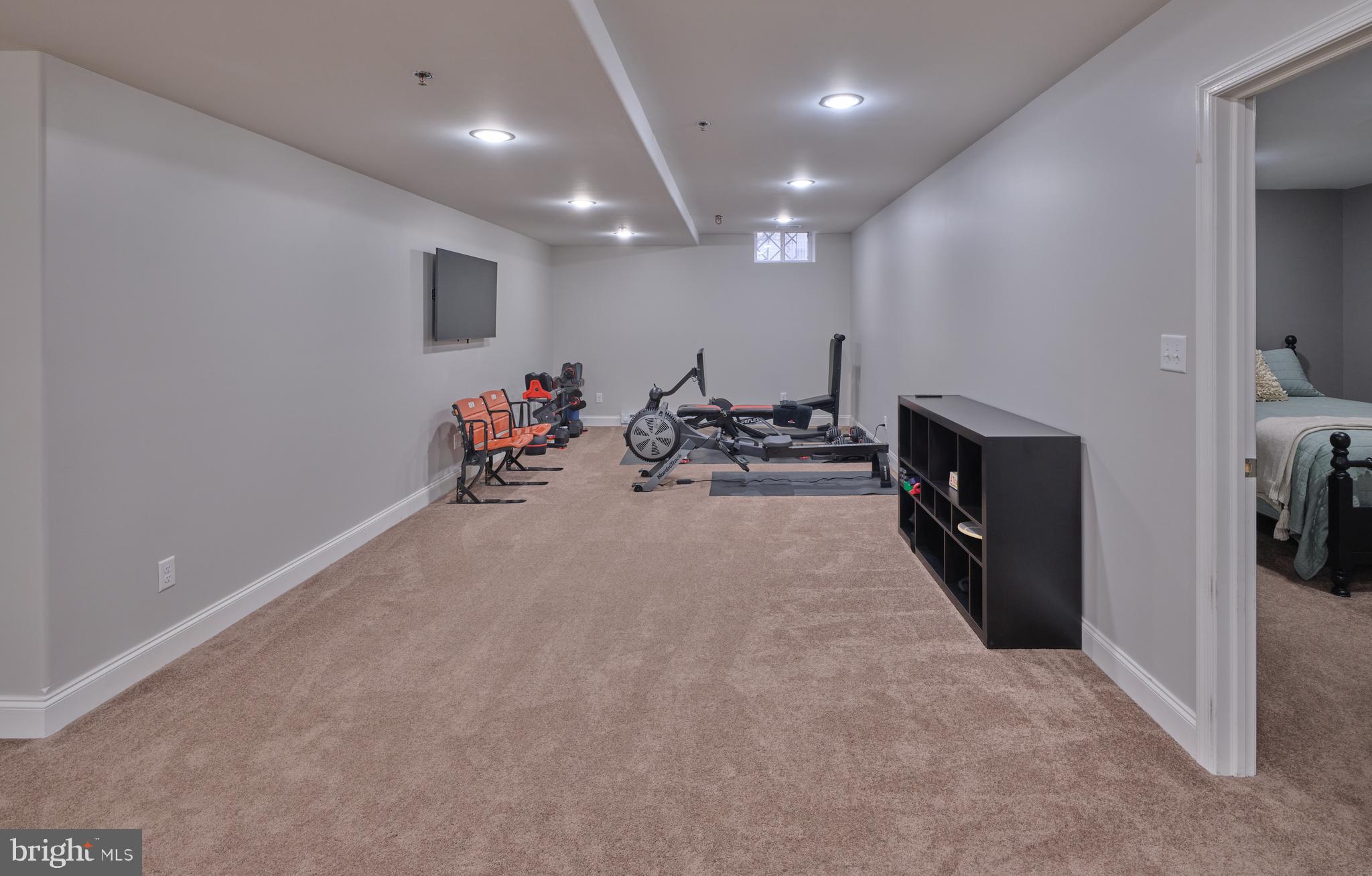 DEVONSHIRE ESTATES - Residential