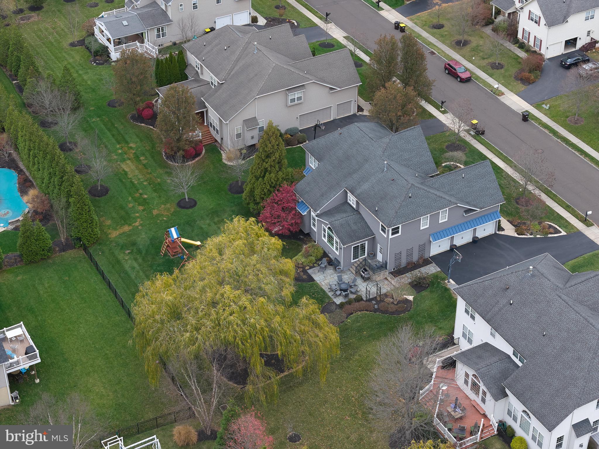 DEVONSHIRE ESTATES - Residential