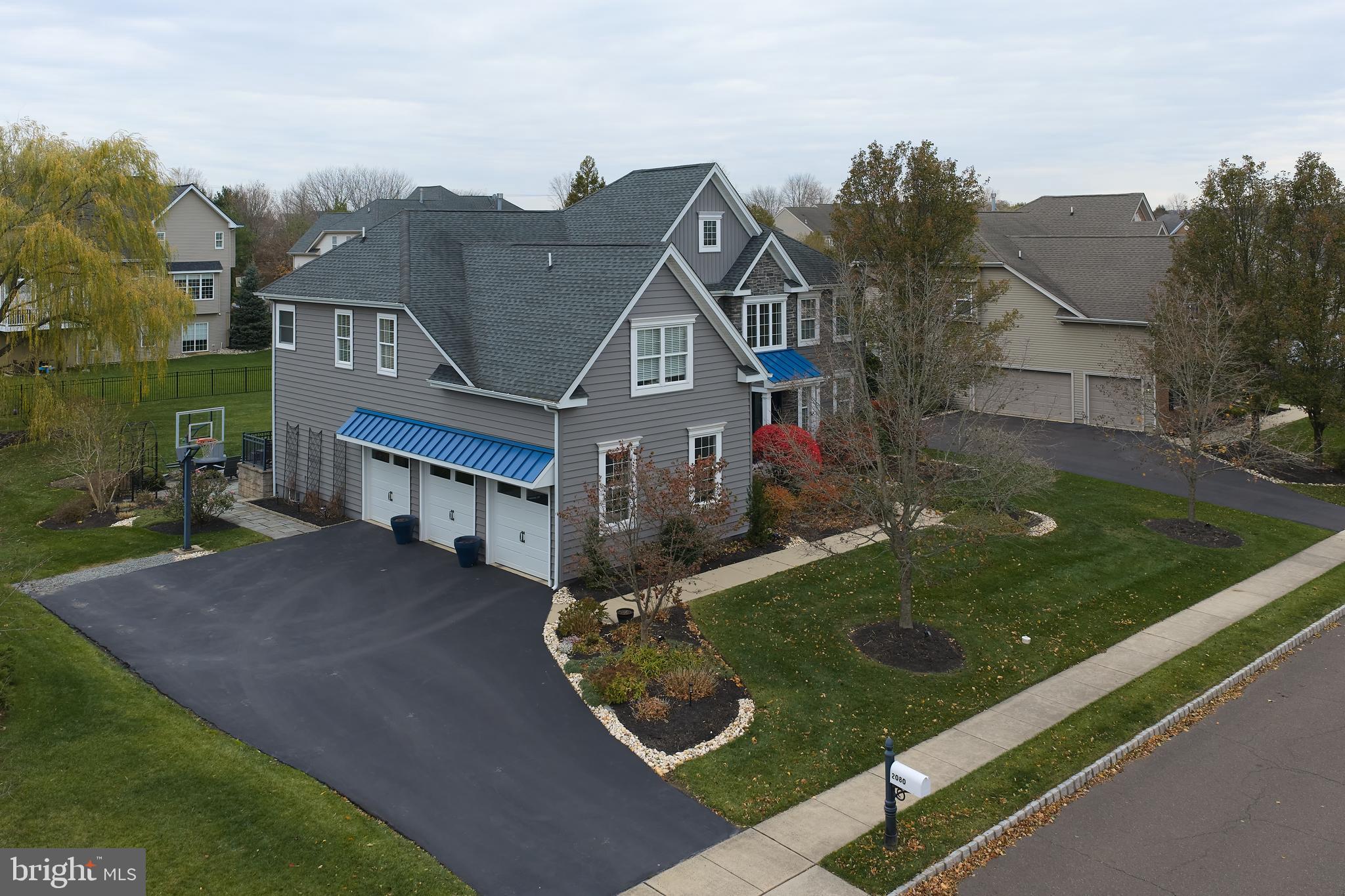 DEVONSHIRE ESTATES - Residential