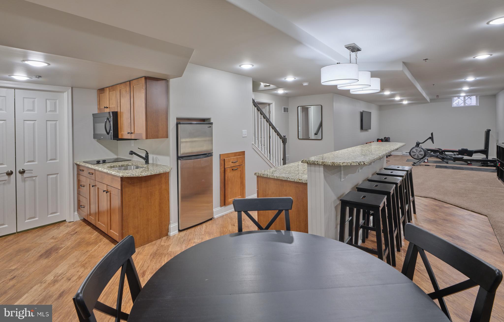 DEVONSHIRE ESTATES - Residential