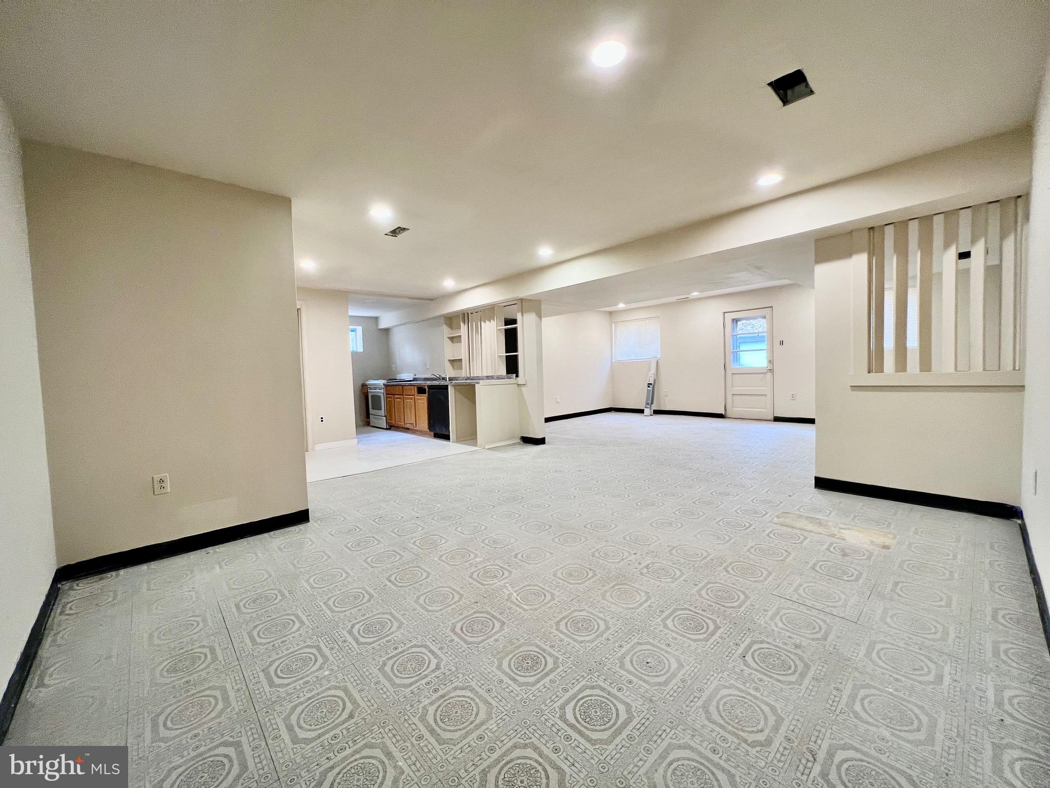 CLARKSVILLE HUNT - Residential Lease