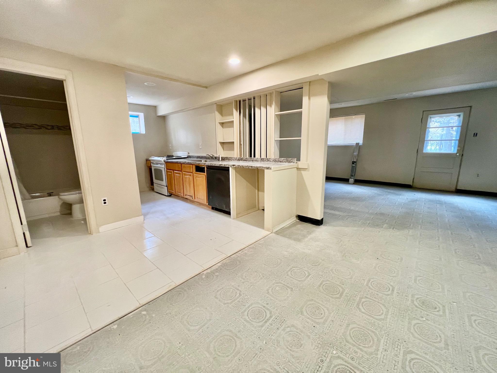 CLARKSVILLE HUNT - Residential Lease