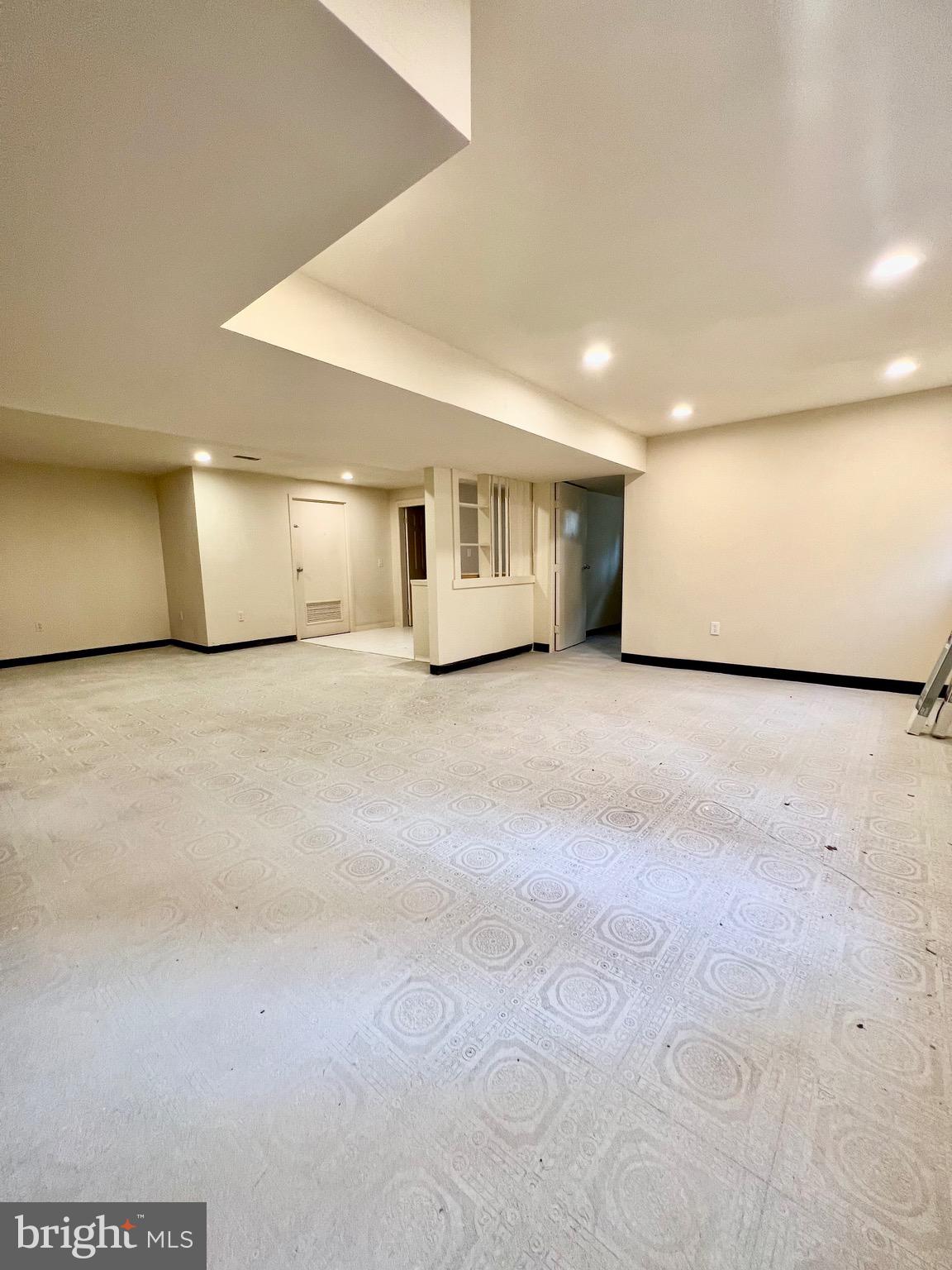 CLARKSVILLE HUNT - Residential Lease