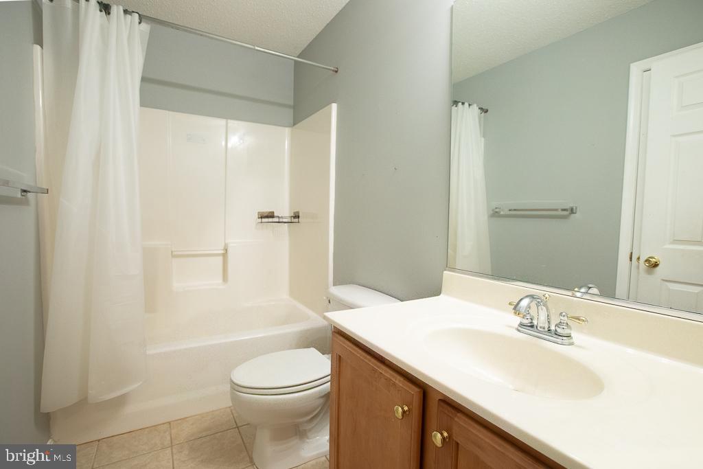 JAMESTOWNE - Residential