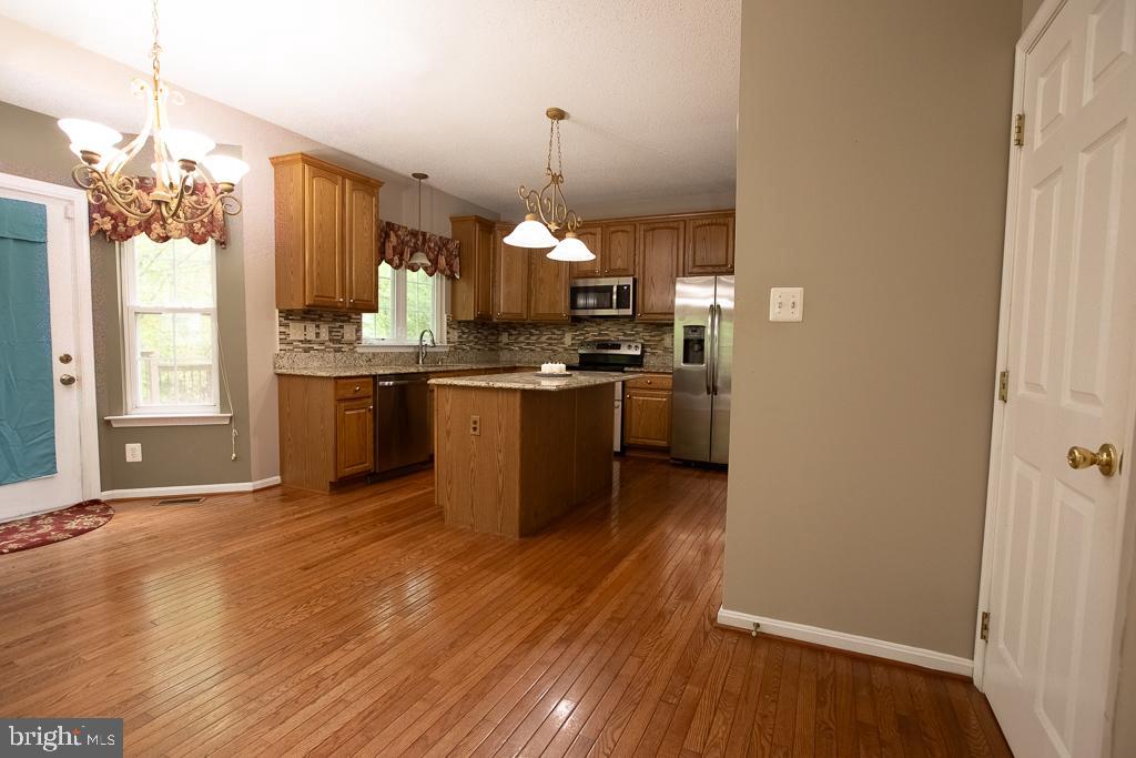 JAMESTOWNE - Residential