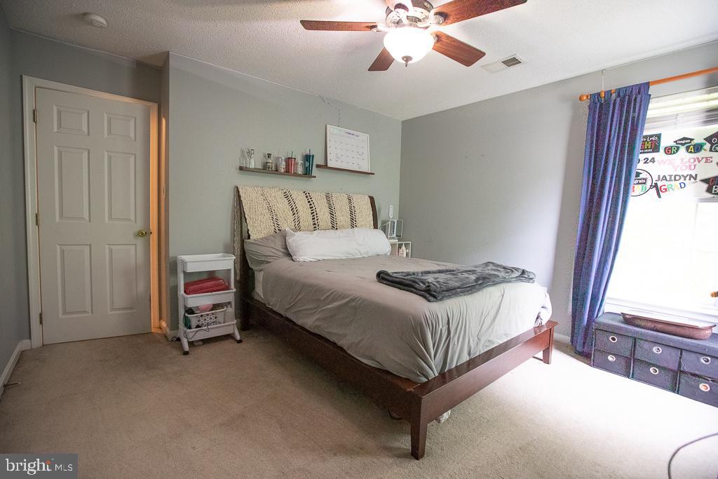 JAMESTOWNE - Residential