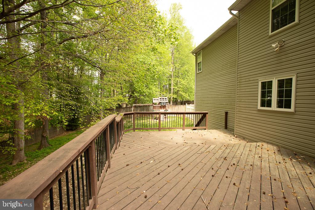 JAMESTOWNE - Residential