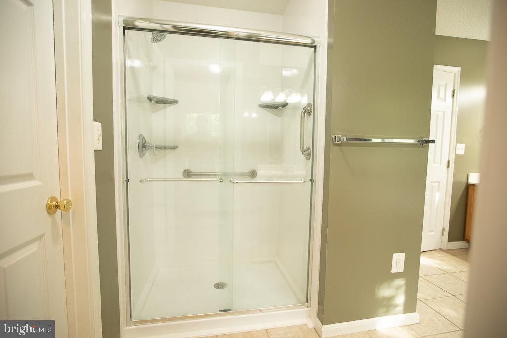 JAMESTOWNE - Residential