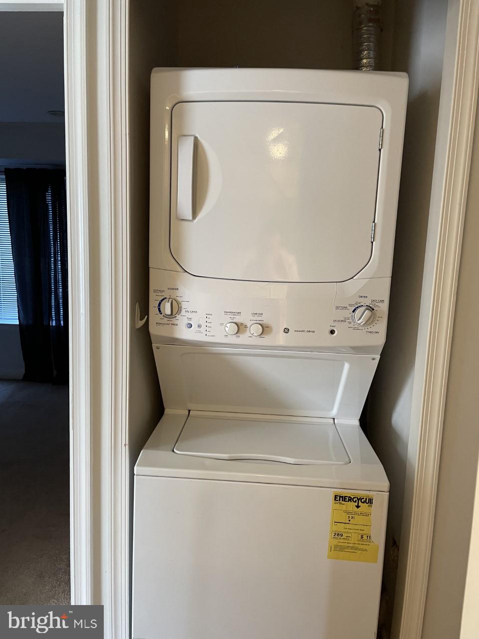 SUN VALLEY CONDOMINIUMS - Residential Lease