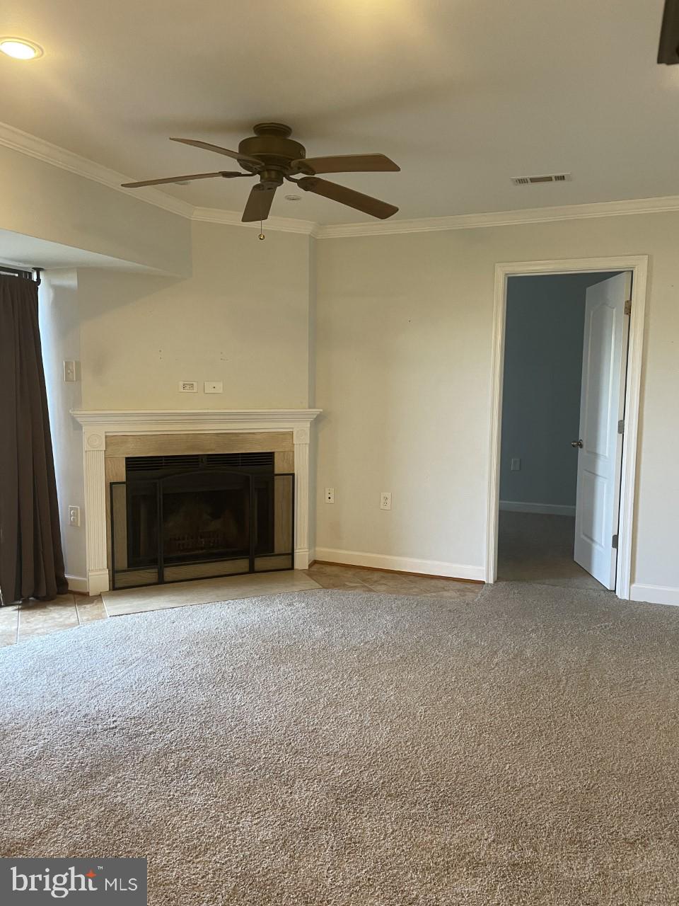 SUN VALLEY CONDOMINIUMS - Residential Lease