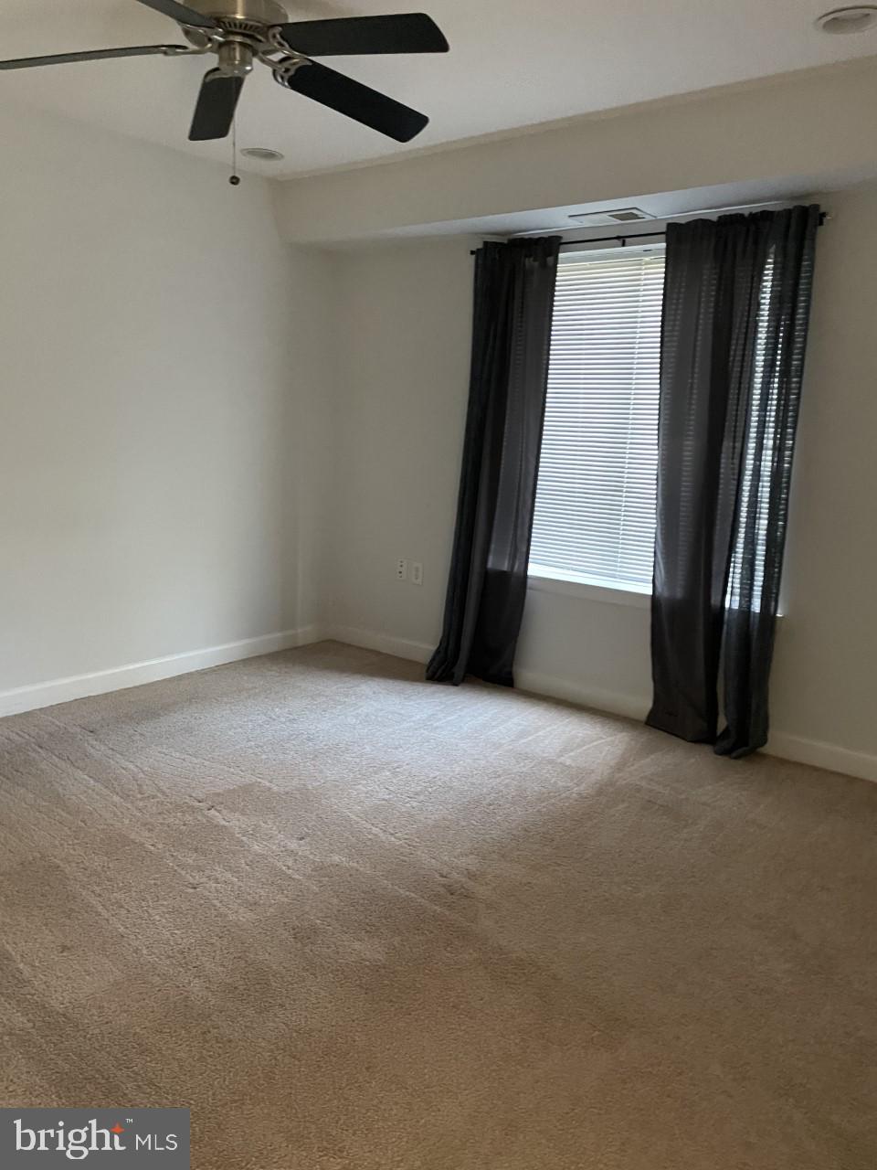 SUN VALLEY CONDOMINIUMS - Residential Lease