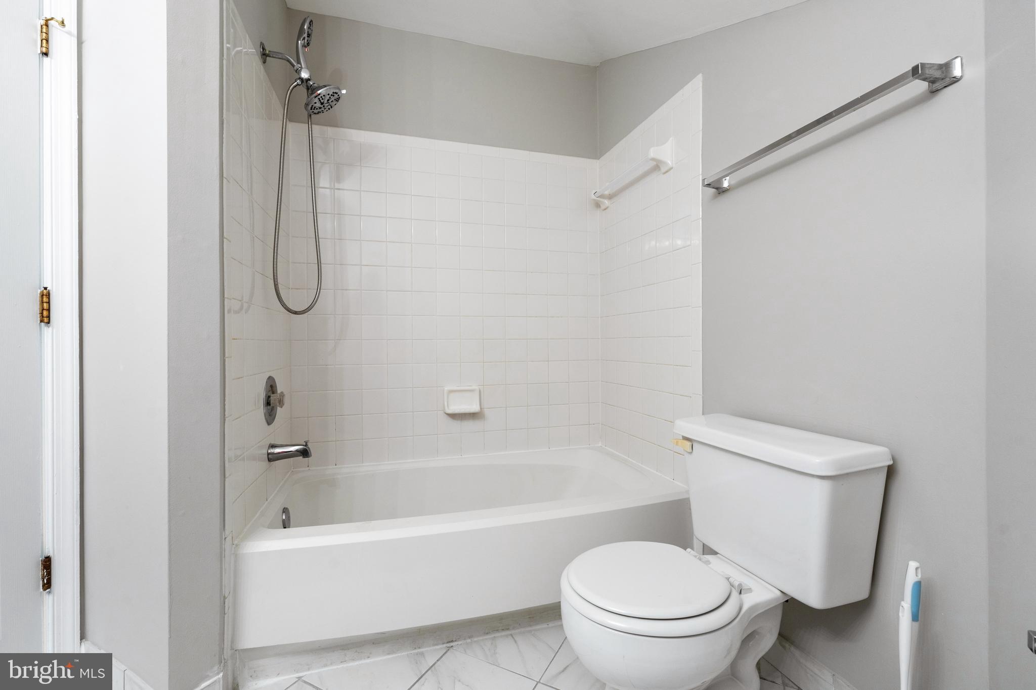 DEER PARK - Residential Lease