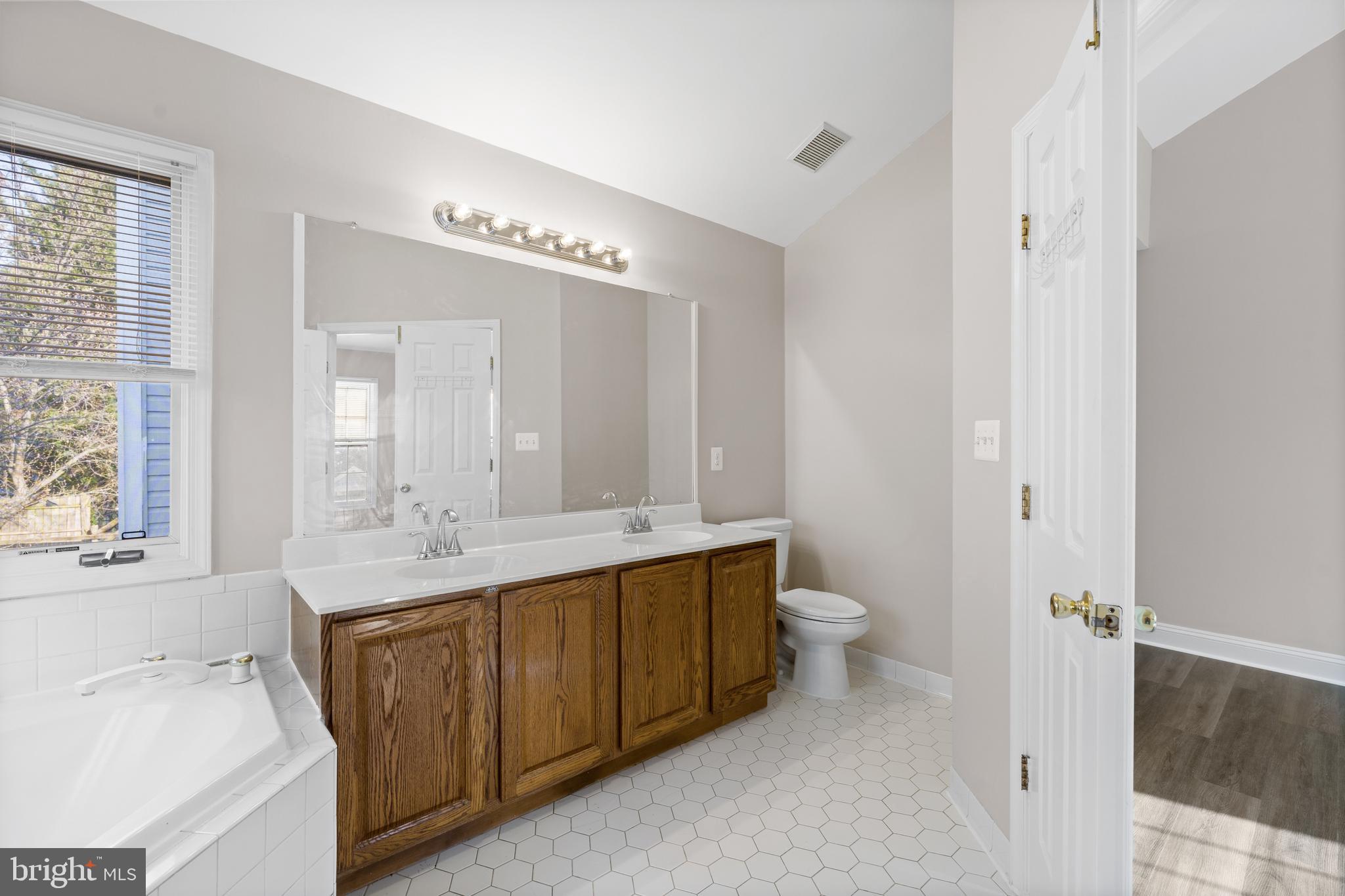 DEER PARK - Residential Lease