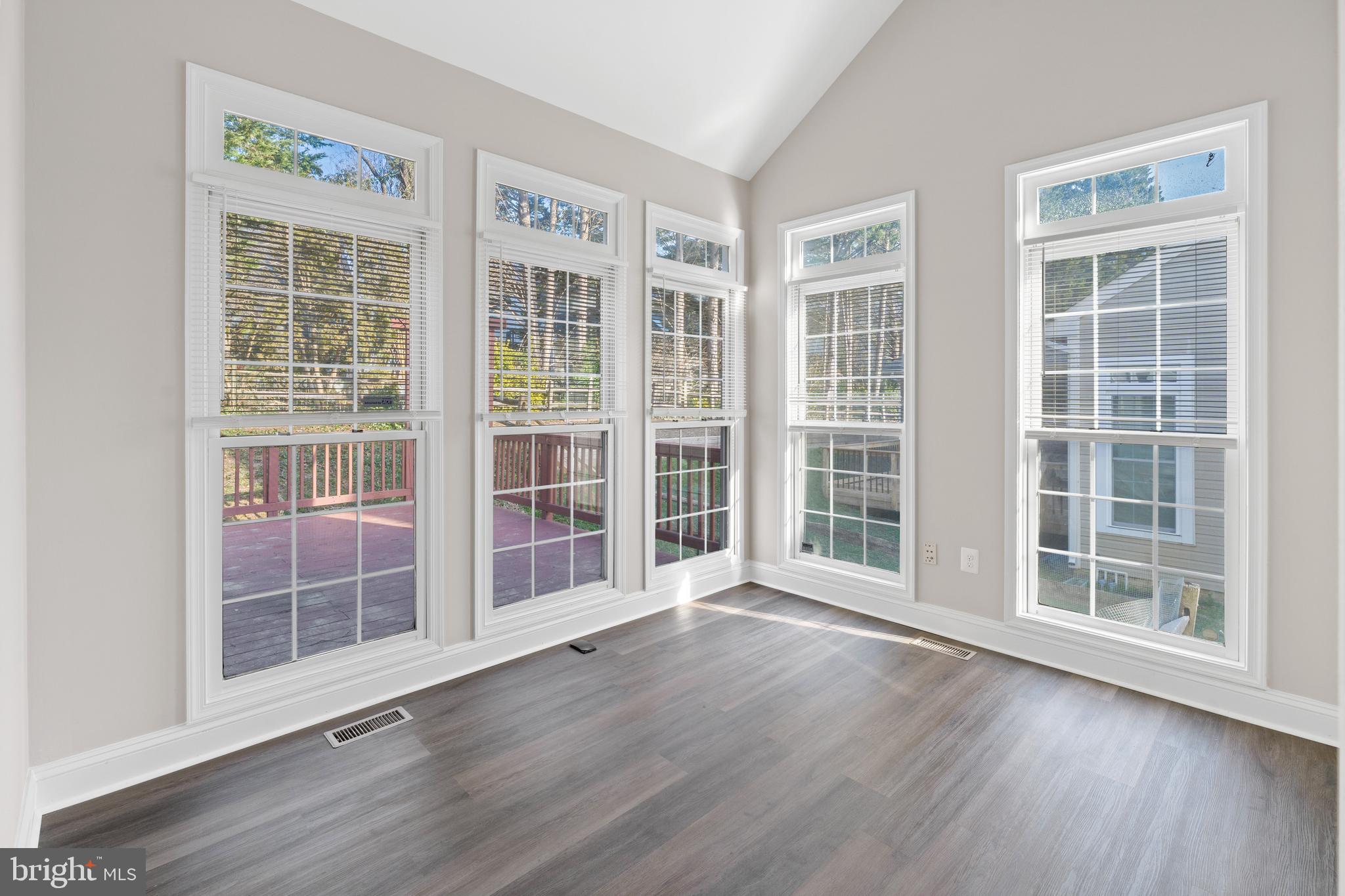 DEER PARK - Residential Lease