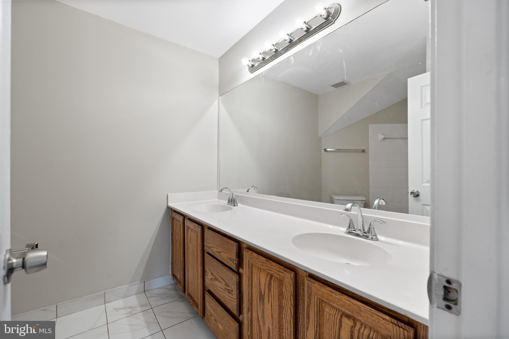 DEER PARK - Residential Lease