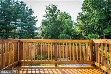 HAMPTON OAKS - Residential Lease