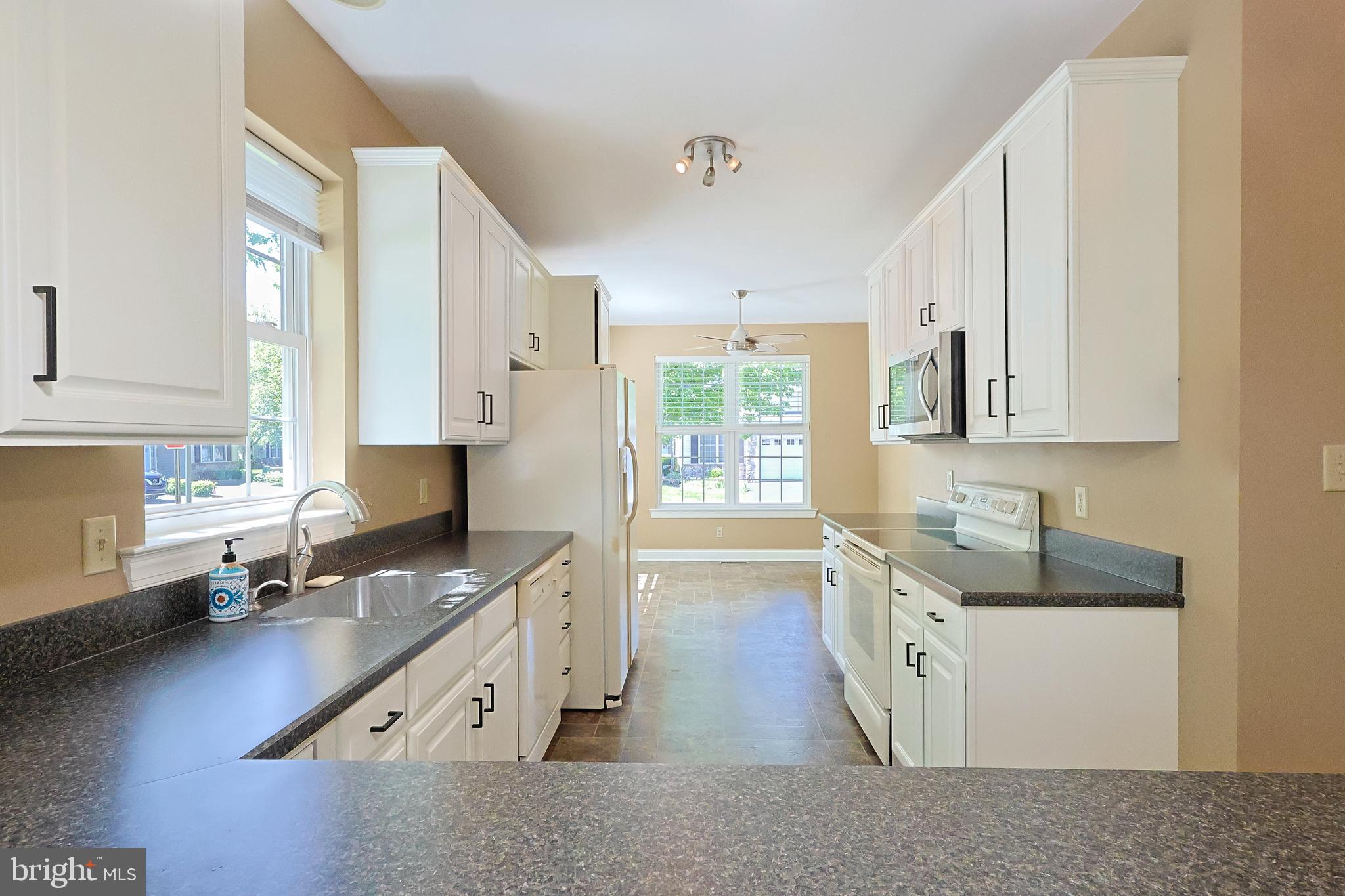 ARBOUR GREEN - Residential