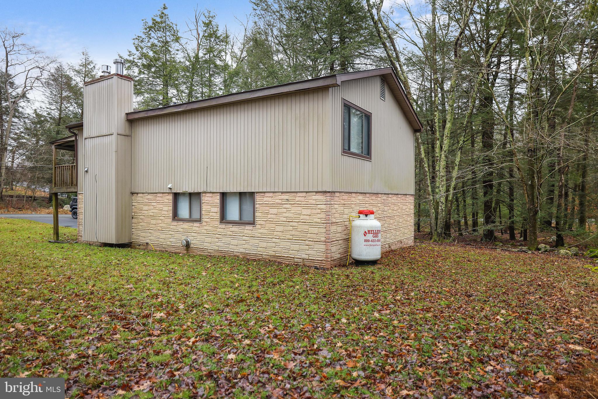 THORNHURST COUNTRY CLUB ES - Residential