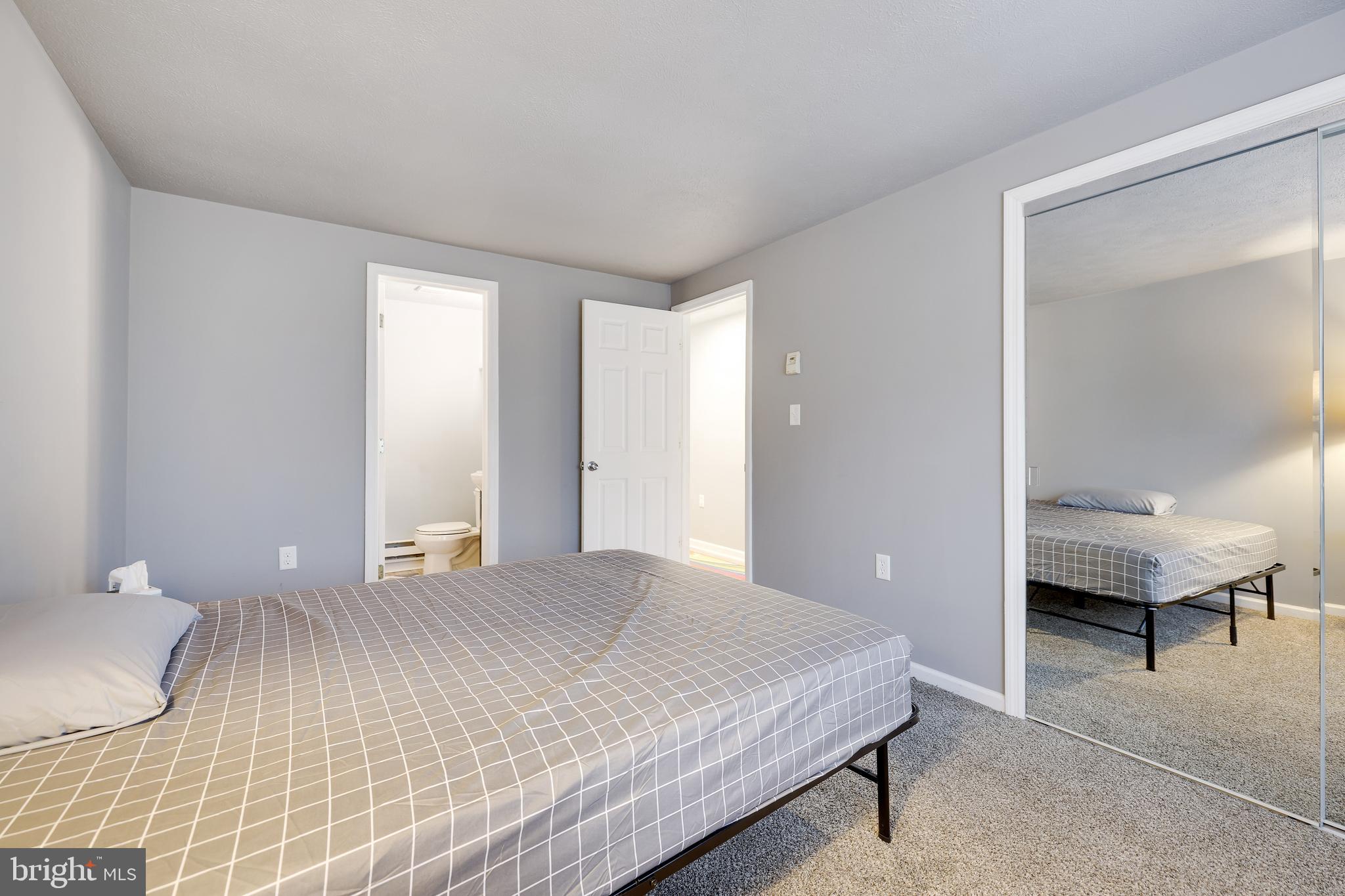 THORNHURST COUNTRY CLUB ES - Residential