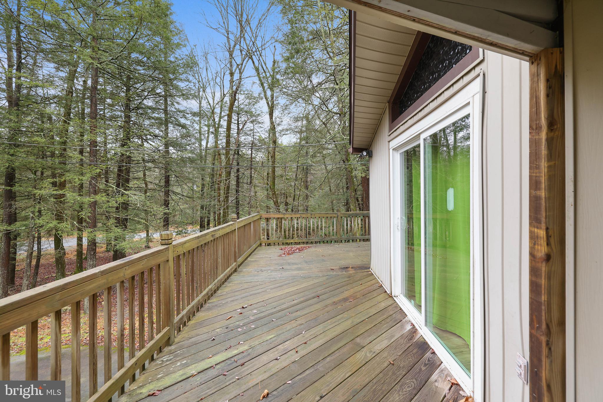 THORNHURST COUNTRY CLUB ES - Residential