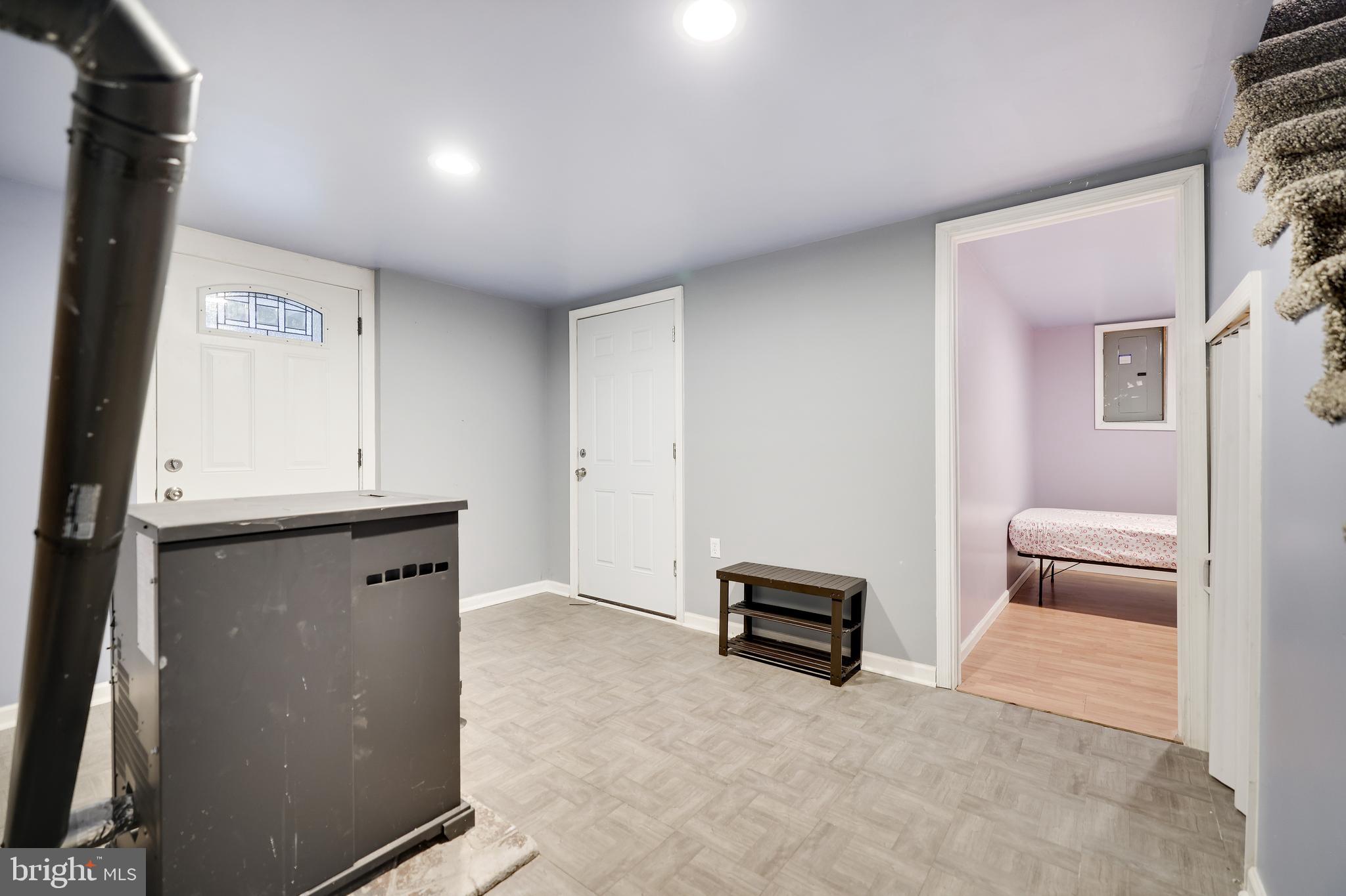 THORNHURST COUNTRY CLUB ES - Residential