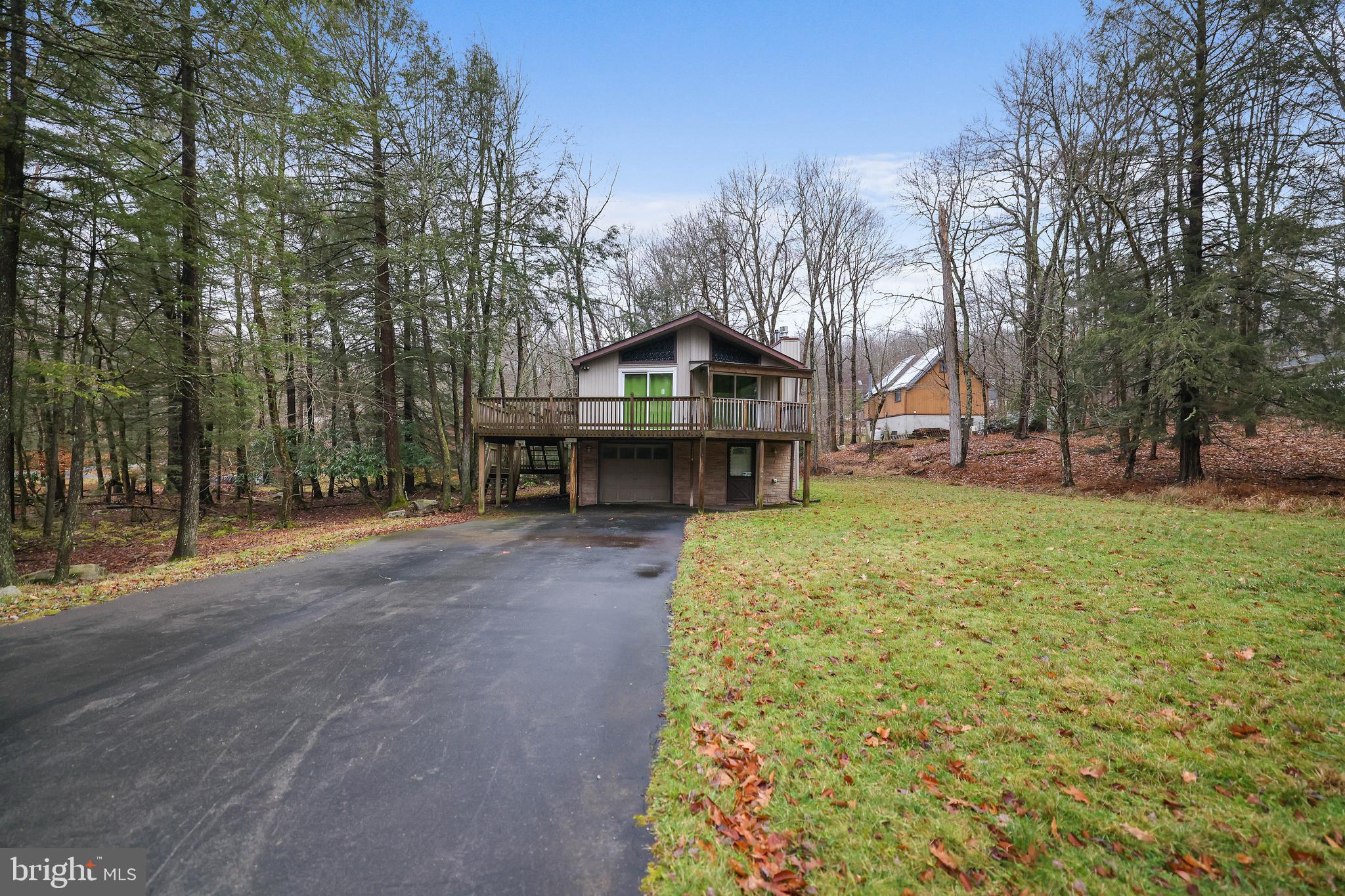 THORNHURST COUNTRY CLUB ES - Residential