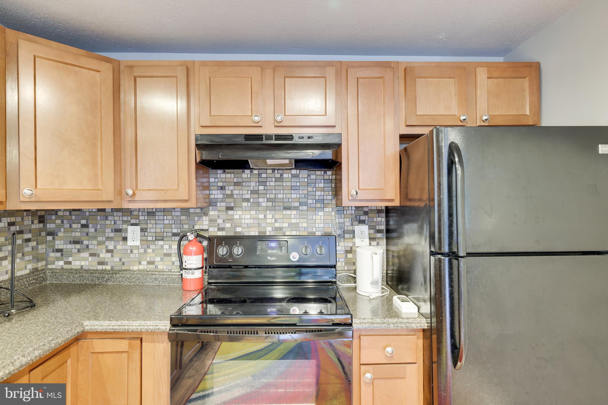 THORNHURST COUNTRY CLUB ES - Residential