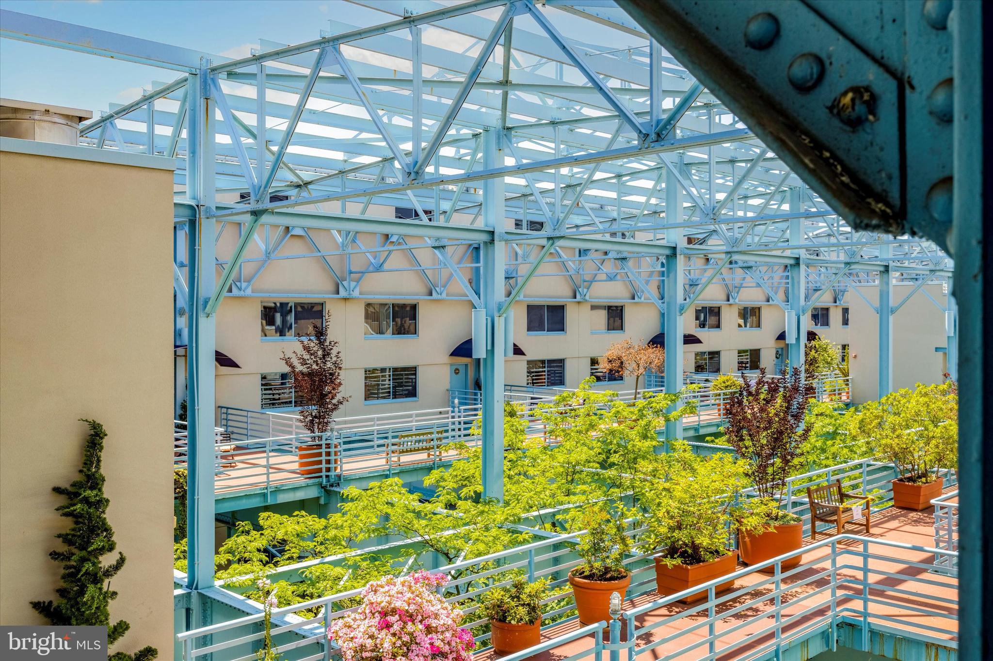 PENN'S LANDING - Residential