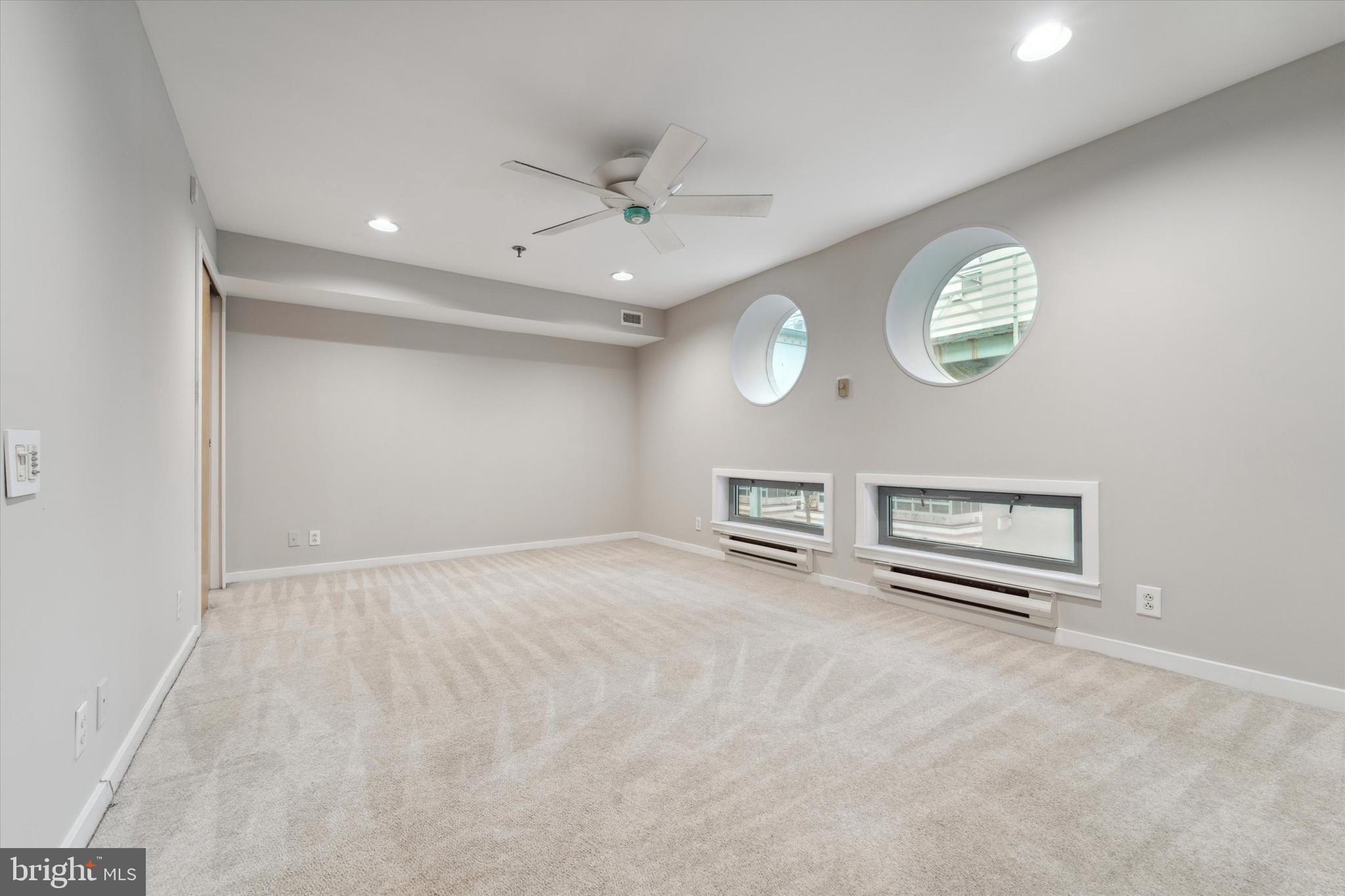 PENN'S LANDING - Residential