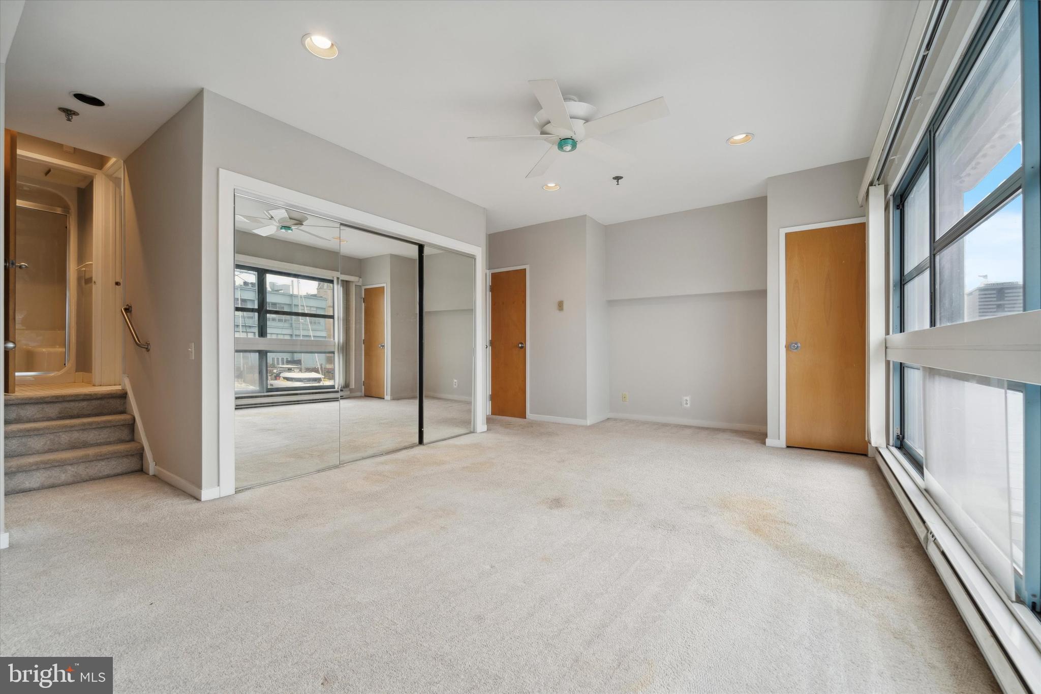 PENN'S LANDING - Residential