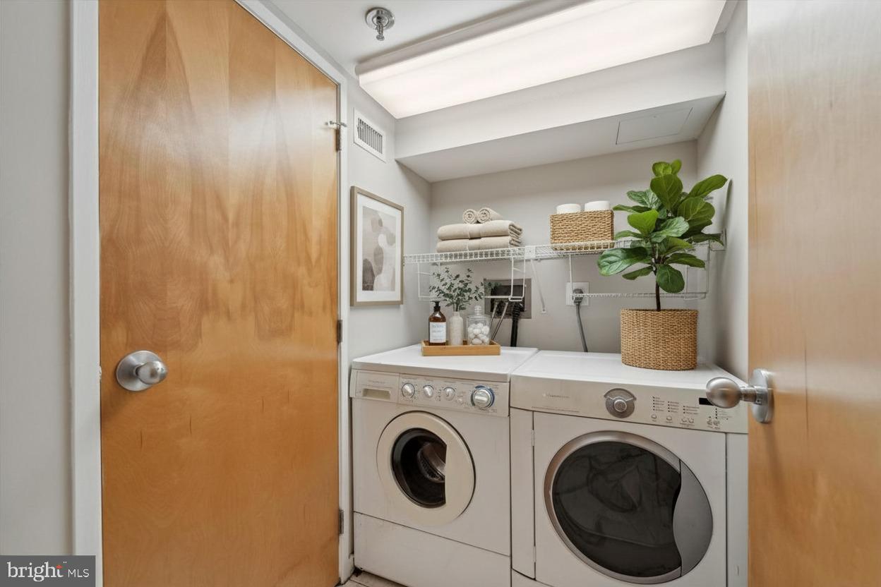 PENN'S LANDING - Residential