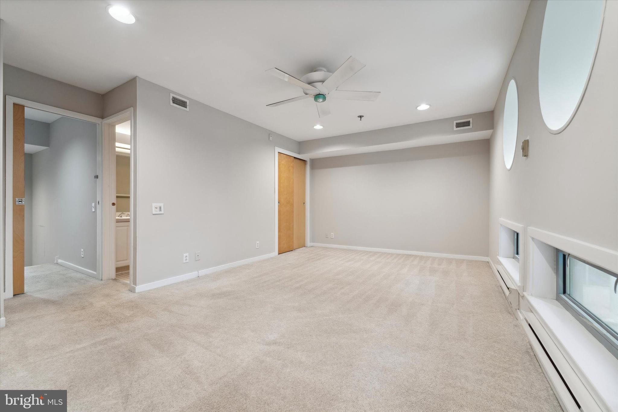 PENN'S LANDING - Residential