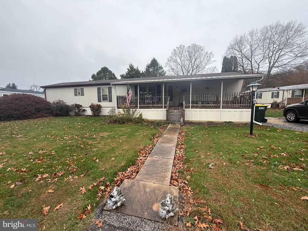 Photo of 800 York Road, DOVER, PA 17315 (MLS # PAYK2093432)
