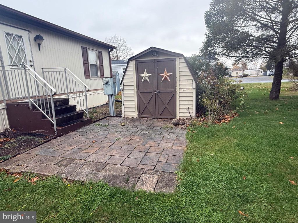 Photo of 800 York Road, DOVER, PA 17315 (MLS # PAYK2093432)