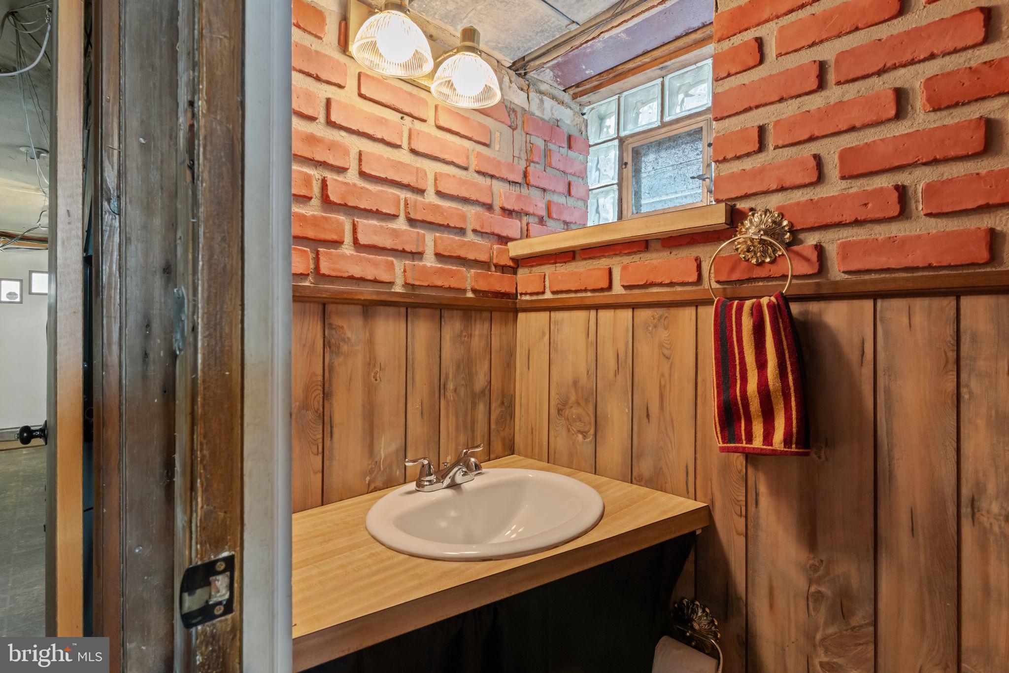 LEXINGTON PARK - Residential