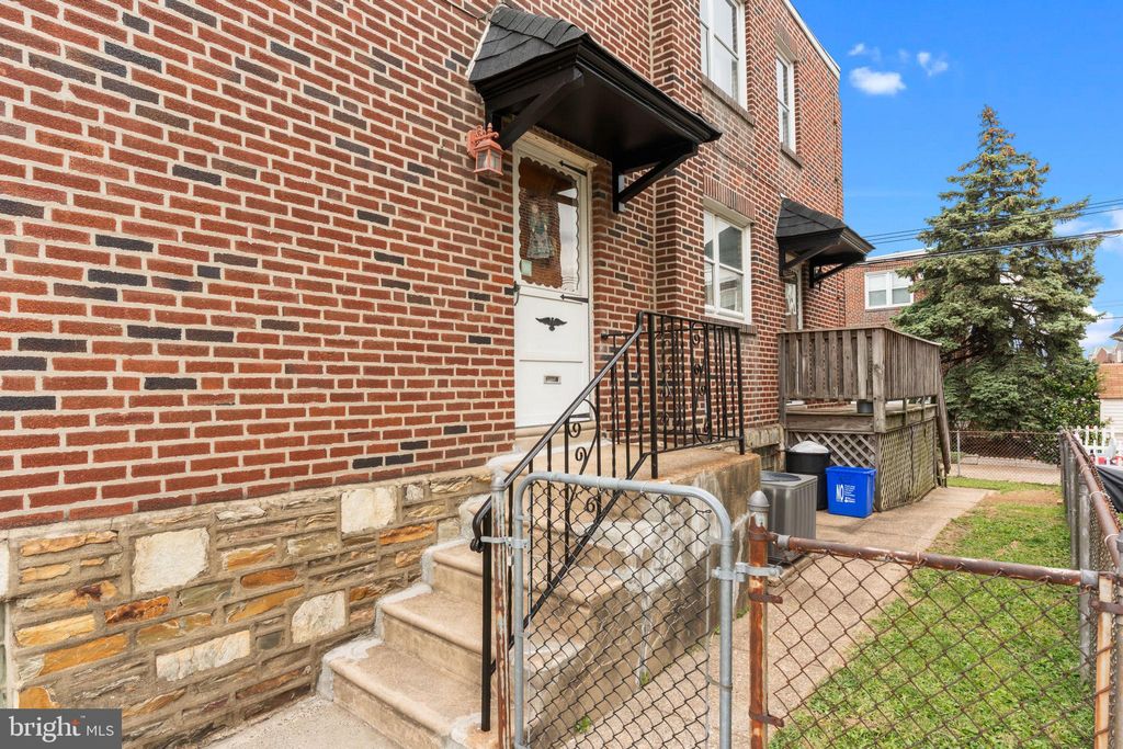 Photo of 2755 Rhawn Street, PHILADELPHIA, PA 19152 (MLS # PAPH2538014)