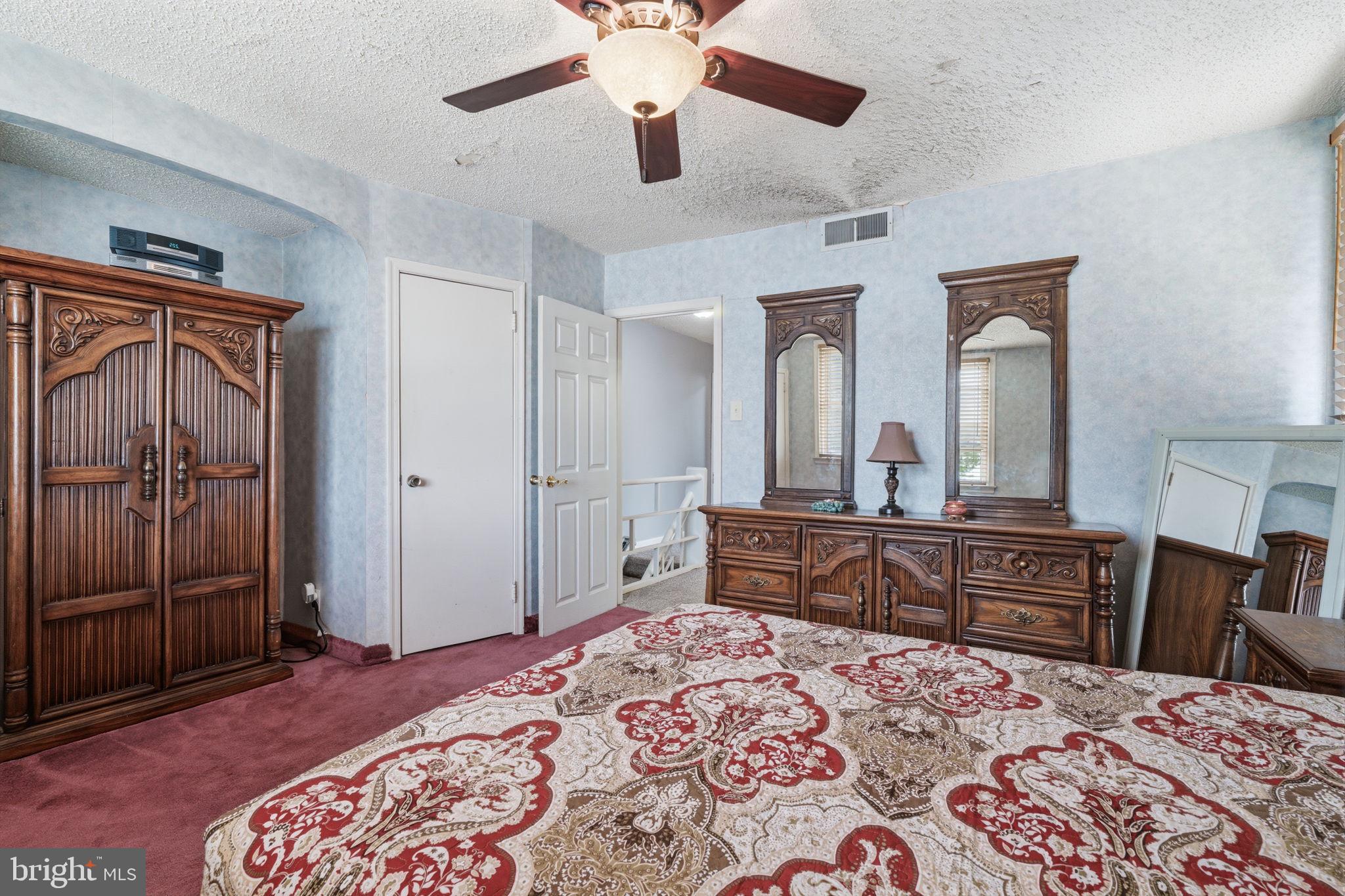 LEXINGTON PARK - Residential
