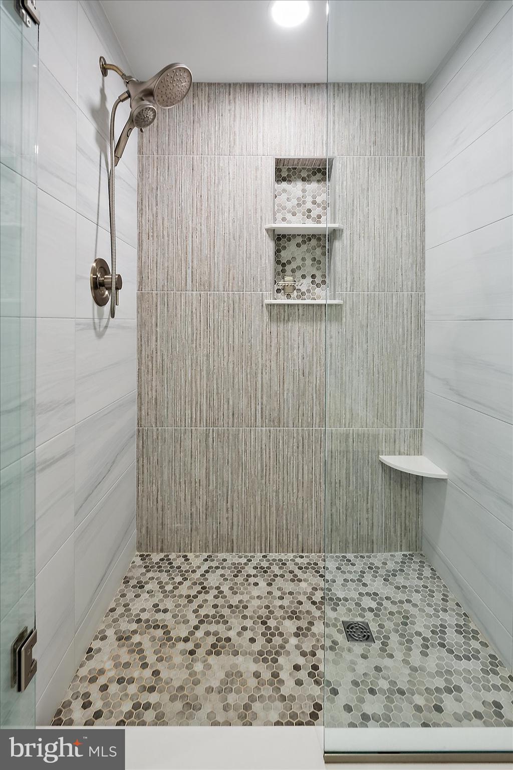 AVALON - Residential