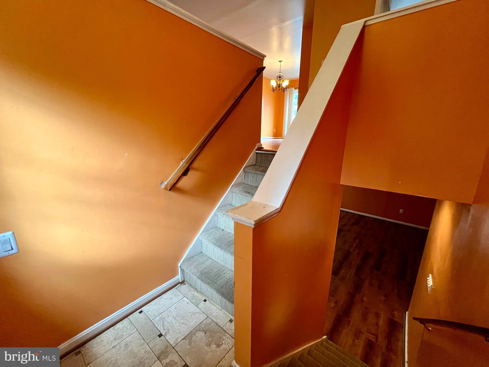 GLENVIEW - Residential