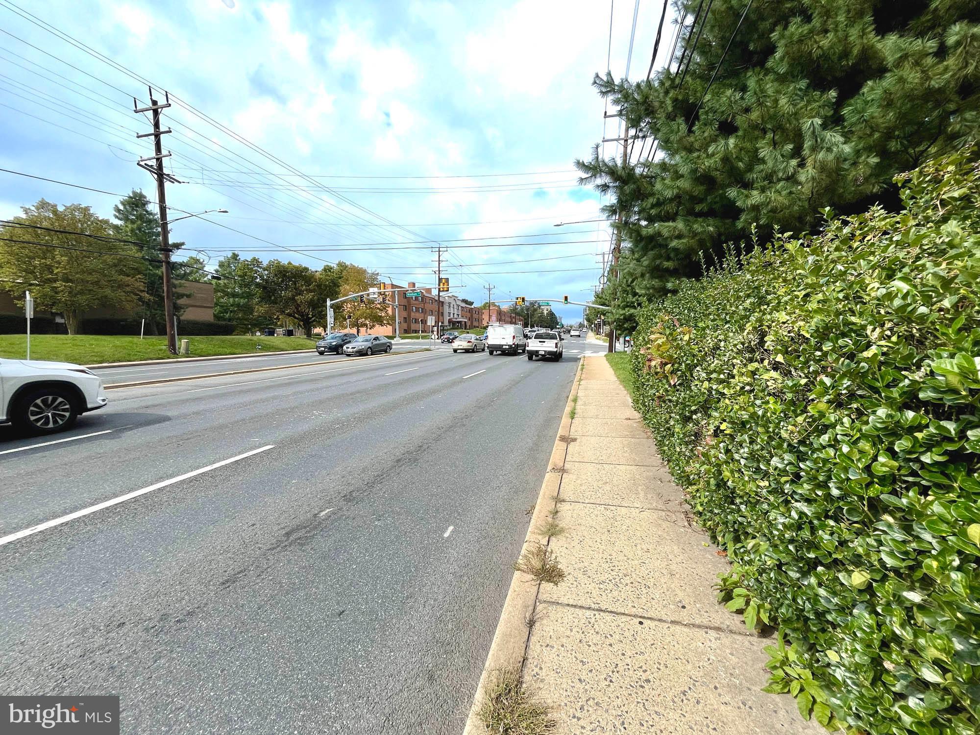 GLENVIEW - Residential