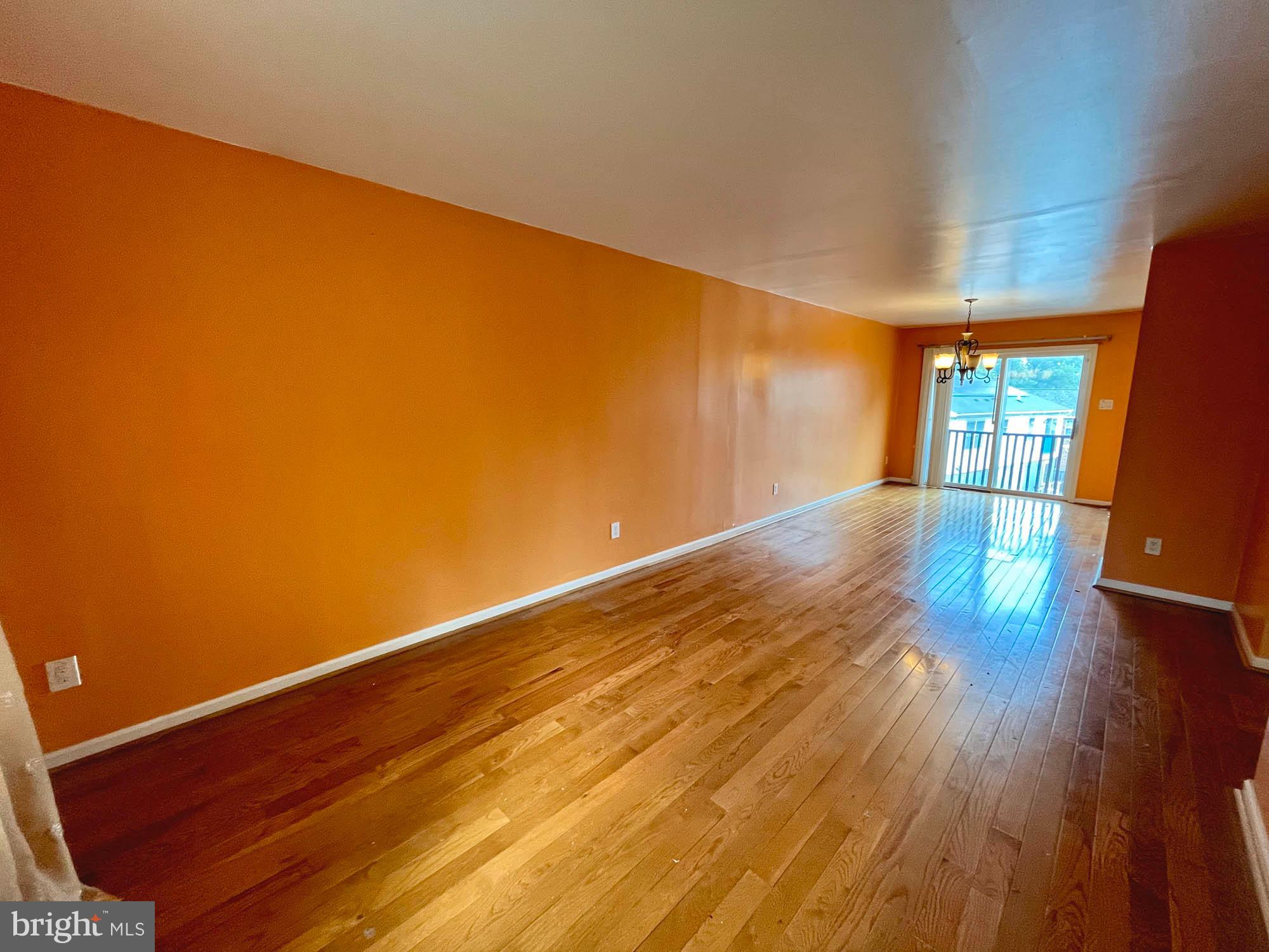 GLENVIEW - Residential