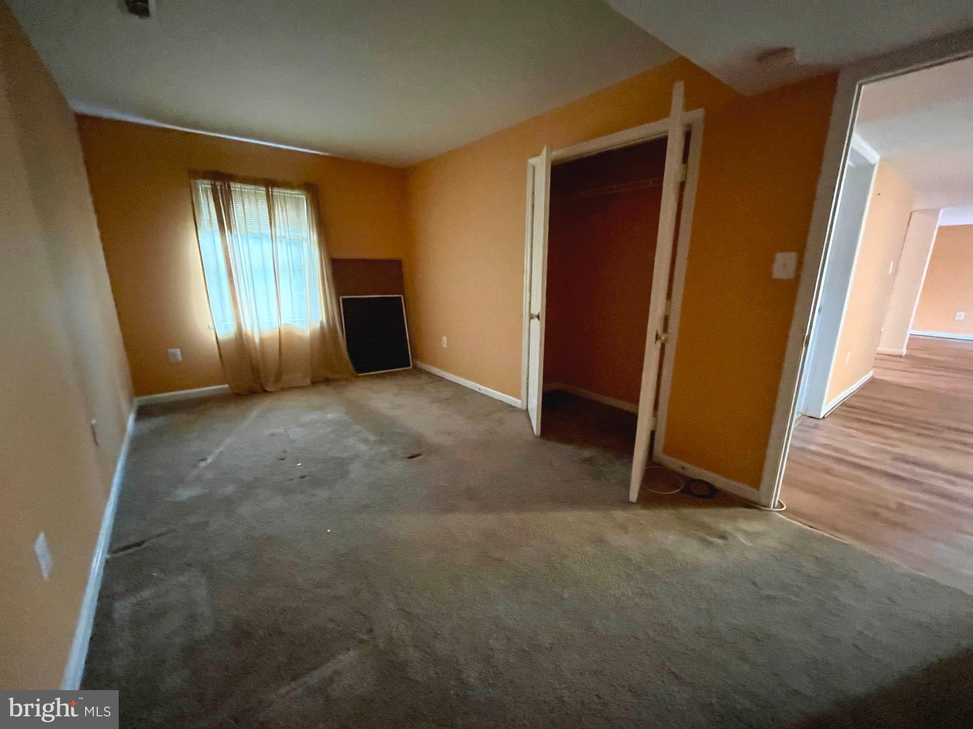 GLENVIEW - Residential