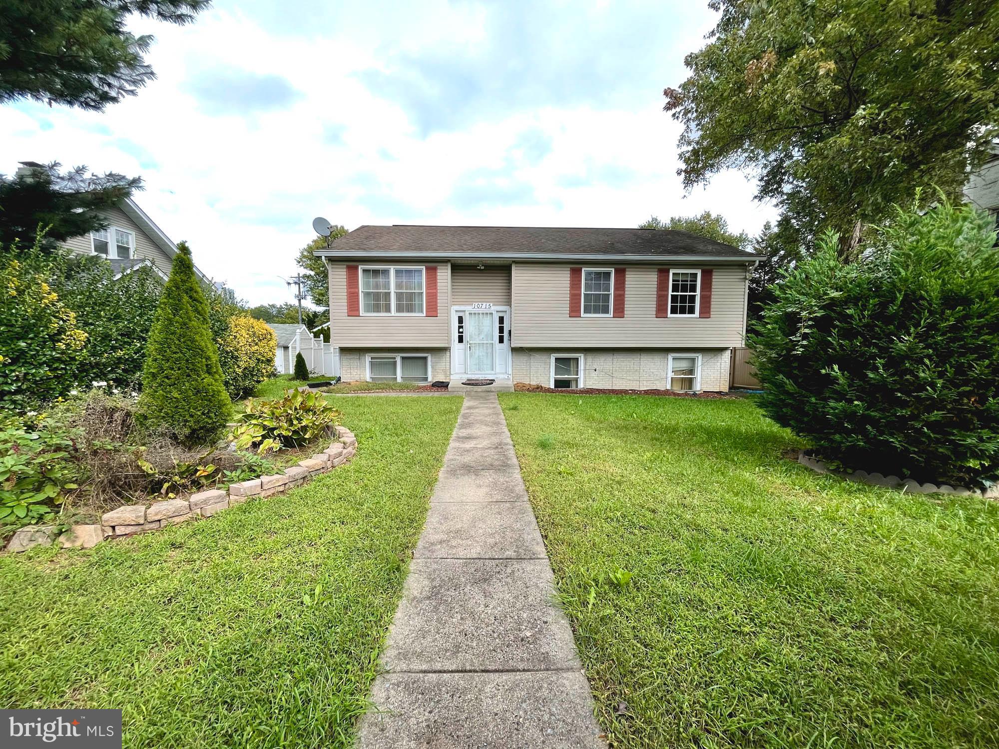 GLENVIEW - Residential