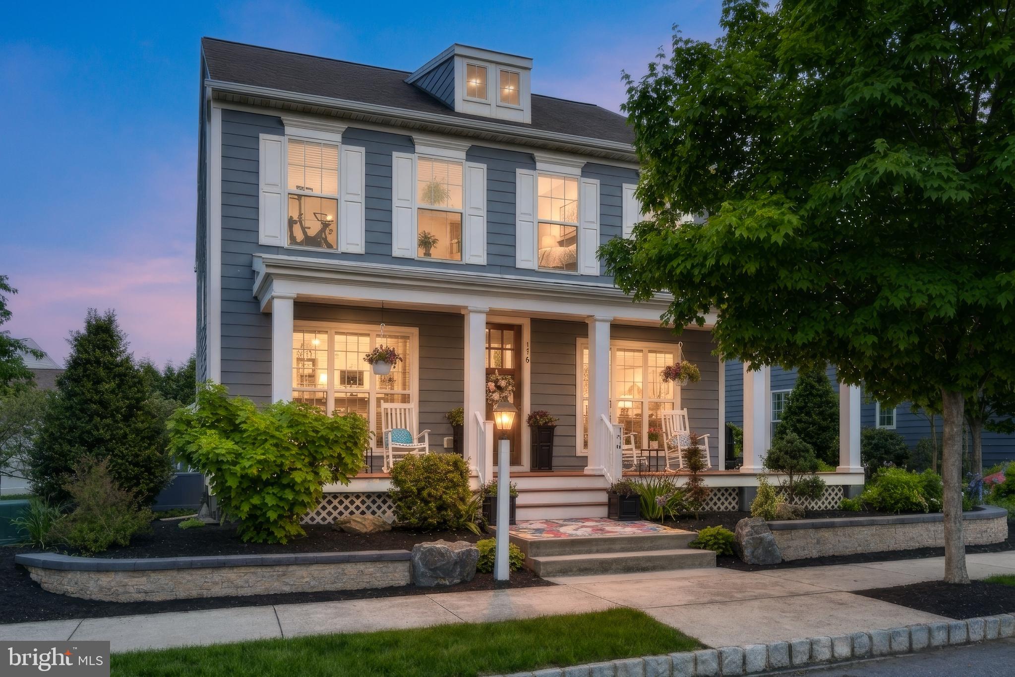 174 WALDEN WAY