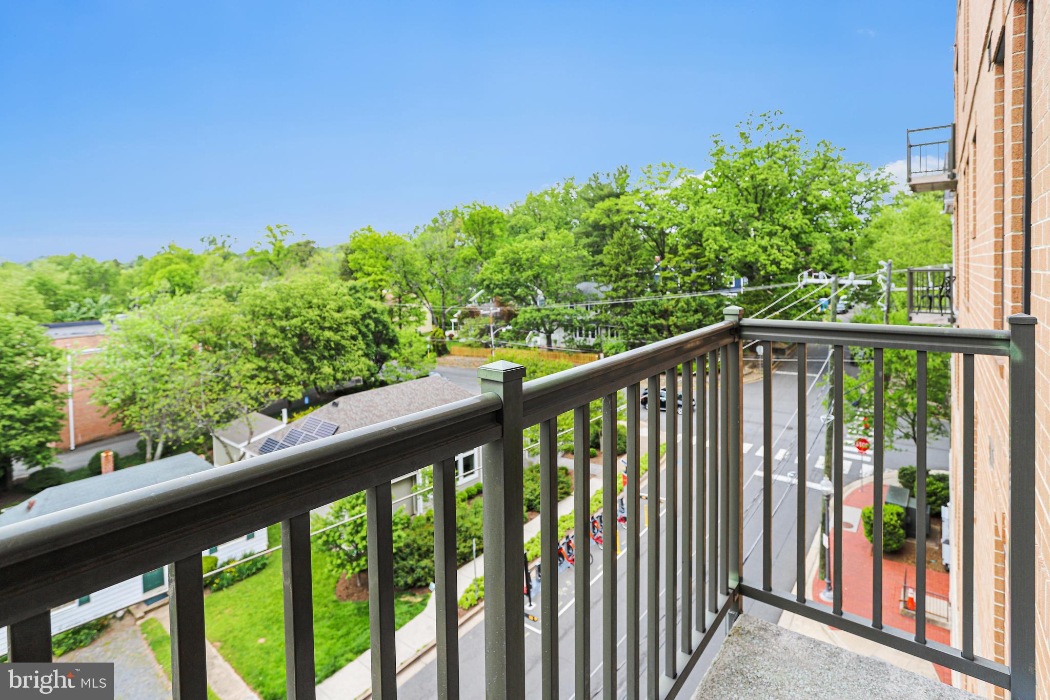 THE SPECTRUM - Residential Lease