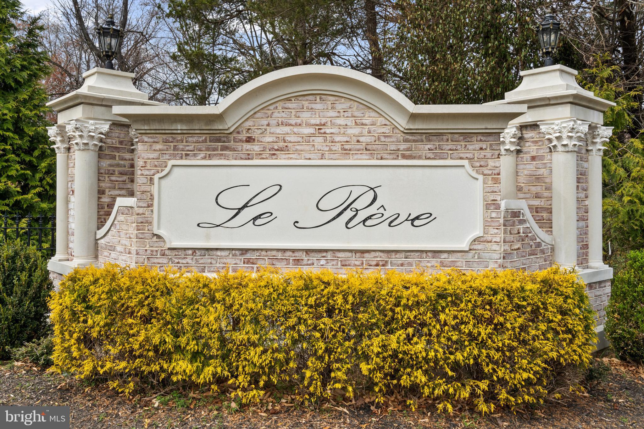 LE REVE - Residential