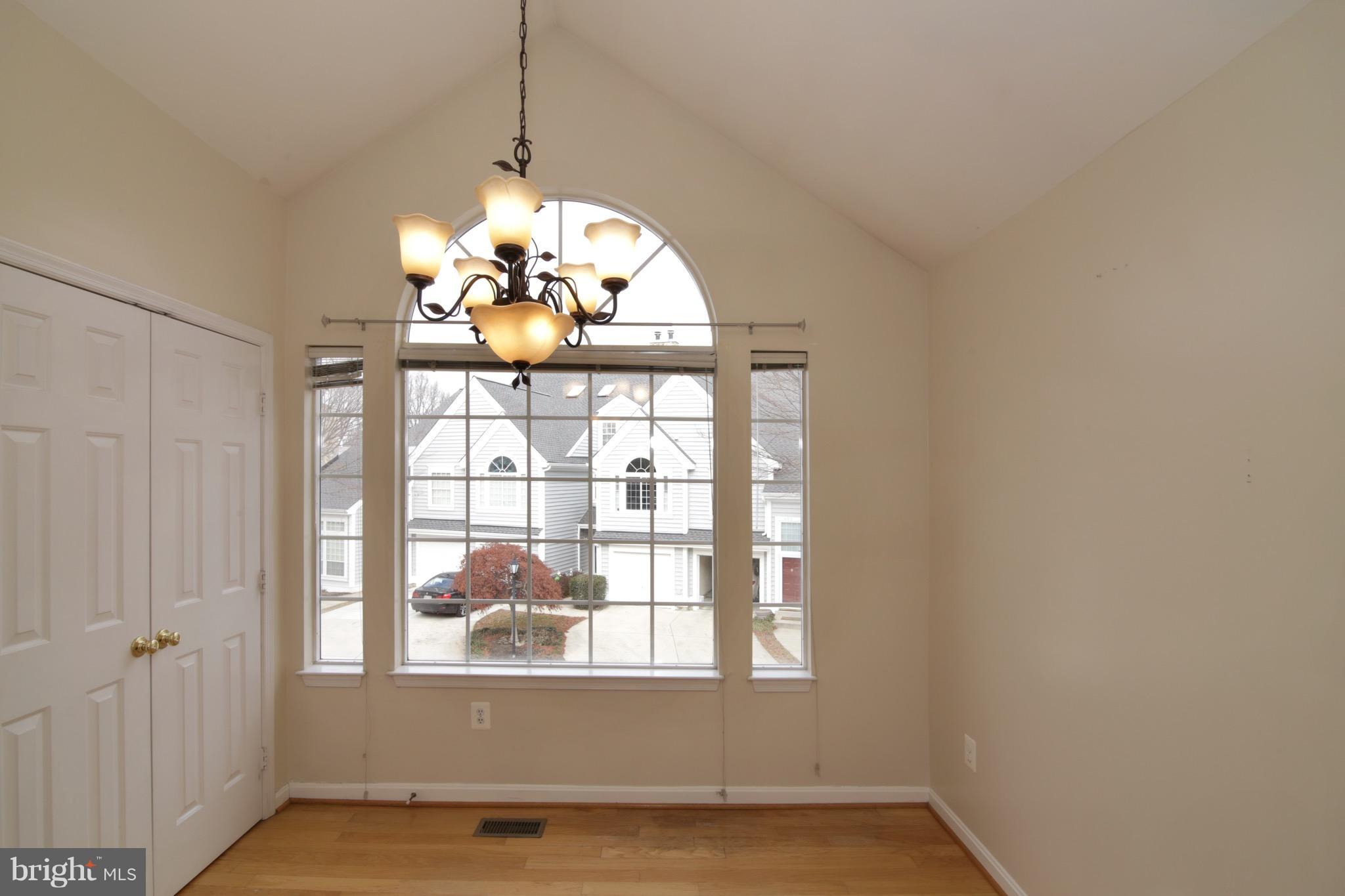 BARRINGTON POINTE CONDOS - Residential Lease